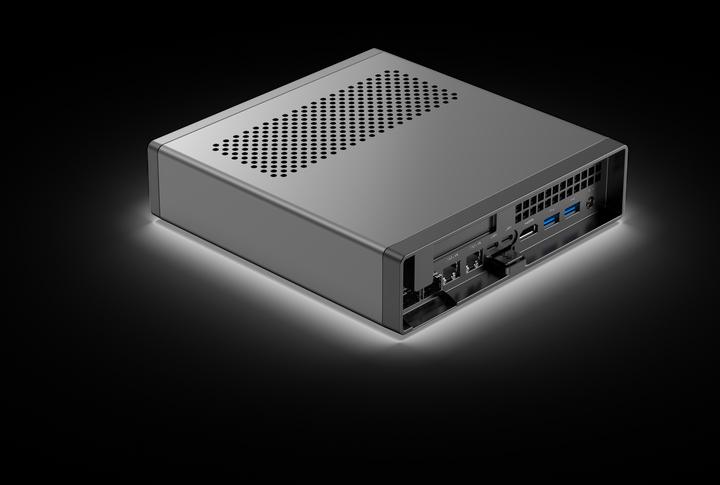 Produktbild Minisforum MS-01-S1390 (Intel Core i9-13900H, 64 GB, 1000 GB, Intel Iris Graphics)