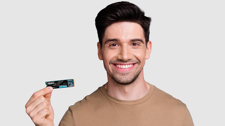 Image du produit Kioxia Exceria Plus G4 (1000 Go, M.2 2280)