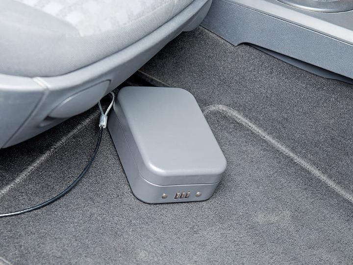 Immagine prodotto Xcase Mini cassaforte in acciaio con serratura a combinazione e cavo di sicurezza