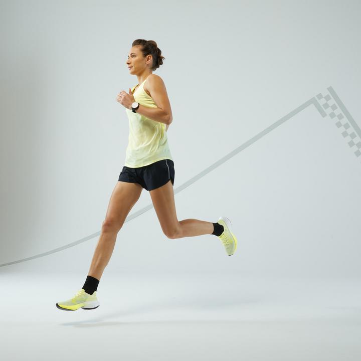 Produktbild Kiprun Lauf-Tanktop Damen nahtlos - Run 500 Comfort gelb (XS)
