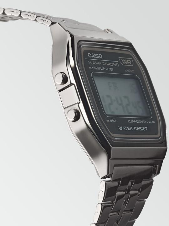 Actual product image Casio Retro Vintage - A158WETB-1AEF (Digital watch, 34 mm)