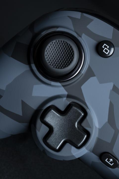 Immagine prodotto Nacon Gaming Controllore Pro Compact (PC, Xbox One X, Xbox Series X, Xbox One S, Xbox Serie S)