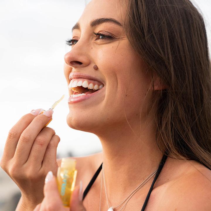 Actual product image Coola Suncare Liplux Hydrating Lip Oil (Oil, 3.20 ml)