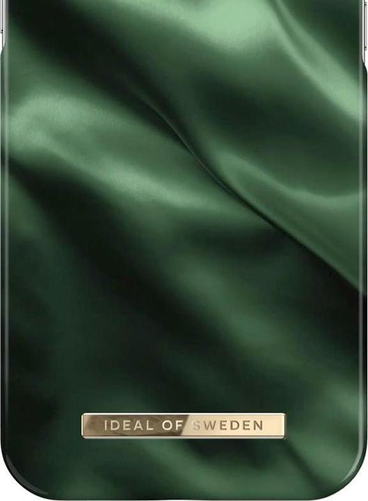 Actual product image iDeal Of Sweden Designer Hard Cover Emerald Satin (Apple iPhone 13 Pro Max)