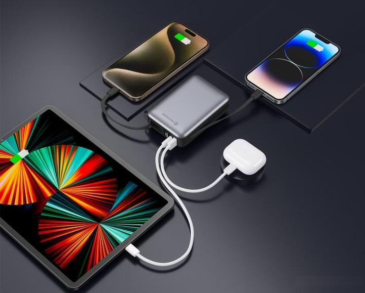 Image du produit Swissten Power Bank 20000 Mah with Built-In Cables USB-C and Lightning Space Silver (20000 mAh, 22.50 W, 22.50 Wh)