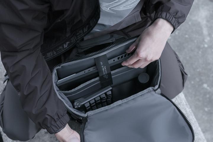 Produktbild ASUS ROG Ranger BP2701 Gaming (22 l)