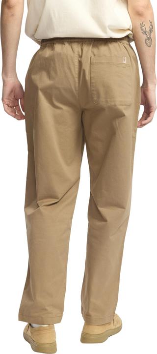 Actual product image Revolution Casual (L)