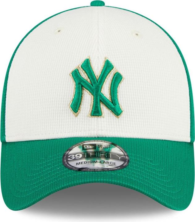 Actual product image New Era 39Thirty Cap - Saint Patrick's Day New York Yankees - (S/M)