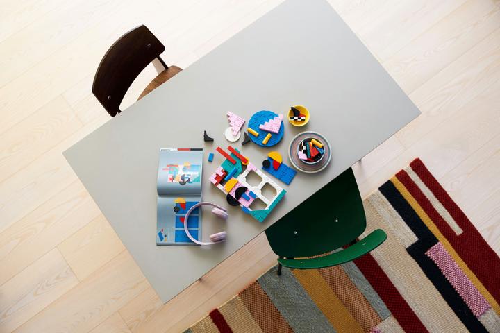 Actual product image LEGO 31210 Modern Art (31210, LEGO Art)
