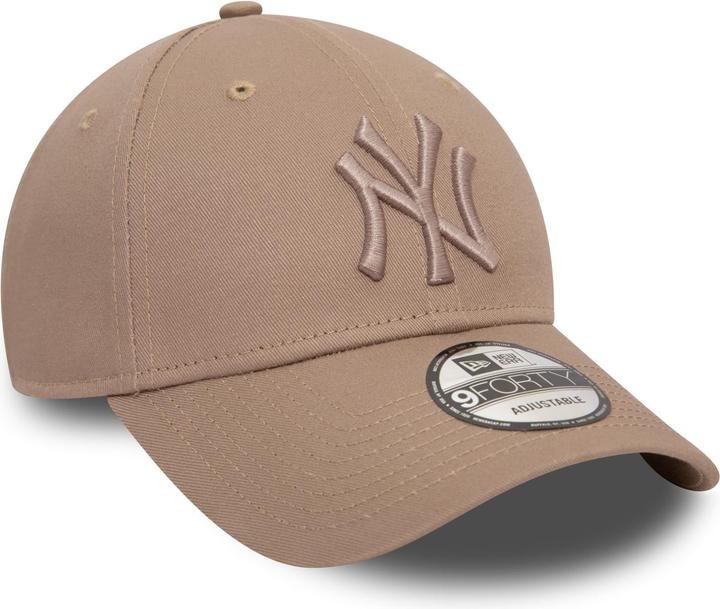 Actual product image New Era 9Forty Strapback Cap - New York Yankees ash brown