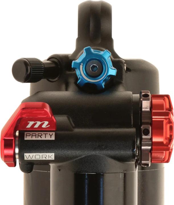 Actual product image Manitou Mara Pro Piggyback MY2024 (230 mm, 65 mm)