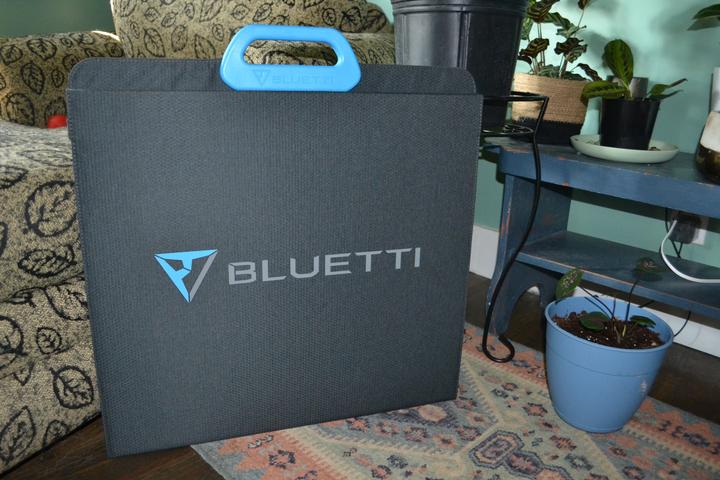 Productafbeelding Bluetti PV200 opvouwbaar zonnepaneel (200 W, 7.30 kg)