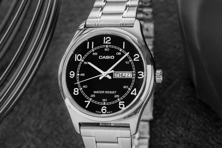 Produktbild Casio MTP-V006D-1B2UDF Herrenuhr + BOX