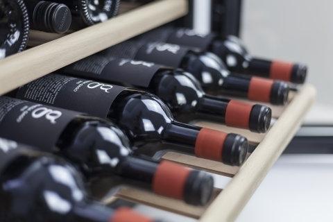 Produktbild Caso WineSafe 18 EB Inox Weinkühler mit Kompressor Integriert 18 Flasche(n)