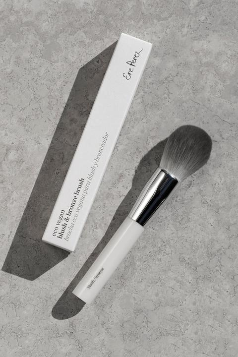 Produktbild Ere Perez Eco Vegan Blush & Bronze Brush (Puder)
