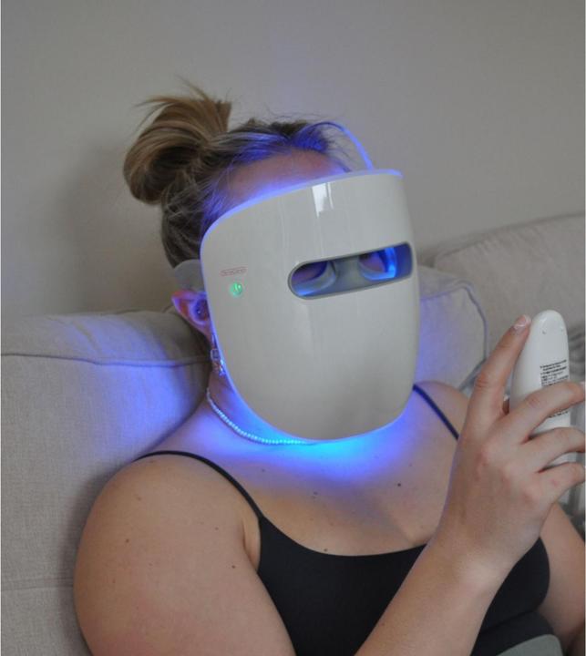 Produktbild TensCare - Glomask Klinisch Bewezen Blauw, Rood en Nabij Infrarood Lichttherapie voor een Jeugdige Uitstralin