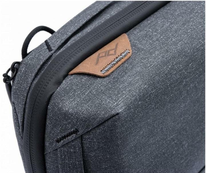 Actual product image Peak Design Tech Pouch (Camera accessory bag, 2 l)