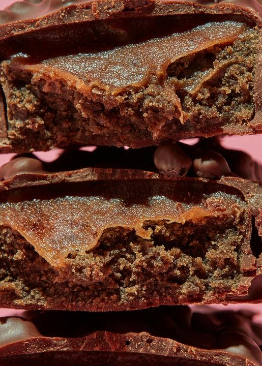 Image du produit KoRo Barre protéinée végétalienne au goût de brownie, enrobée de chocolat. Avec édulcorants. (1 pcs, 825 g)