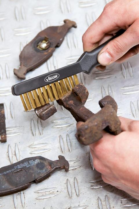 Actual product image Vigor Brake caliper brush brass V224