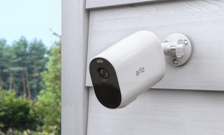 Produktbild Arlo Essential Spotlight Kamera 1er Set, weiss (1920 x 1080 Pixels)