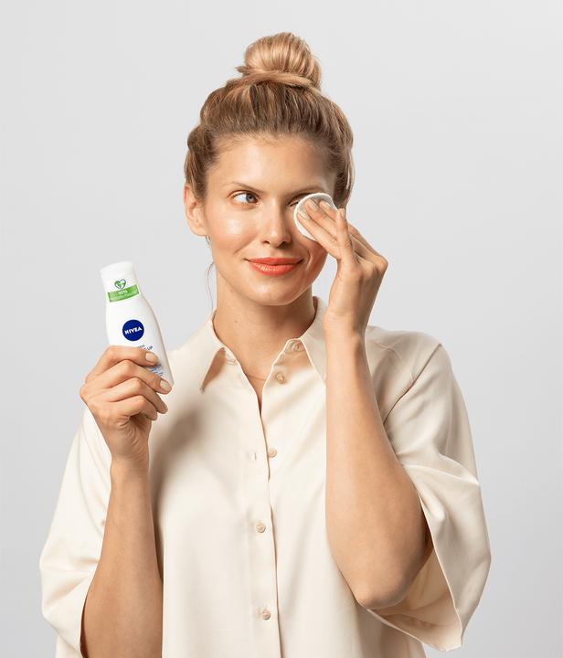 Actual product image NIVEA waterproof eye make-up remover, 125 ml (Make-up remover, 125 ml)