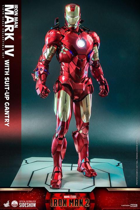 Produktbild Hot Toys Iron Man 2 figurine 1/4 Iron Man Mark IV with Suit-Up Gantry 49 cm