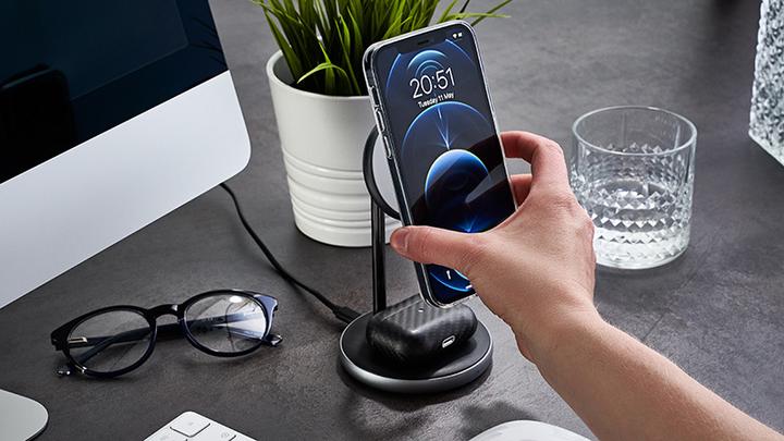 Produktbild Epico Wireless Charger Stand 2in1 10w (18 W)