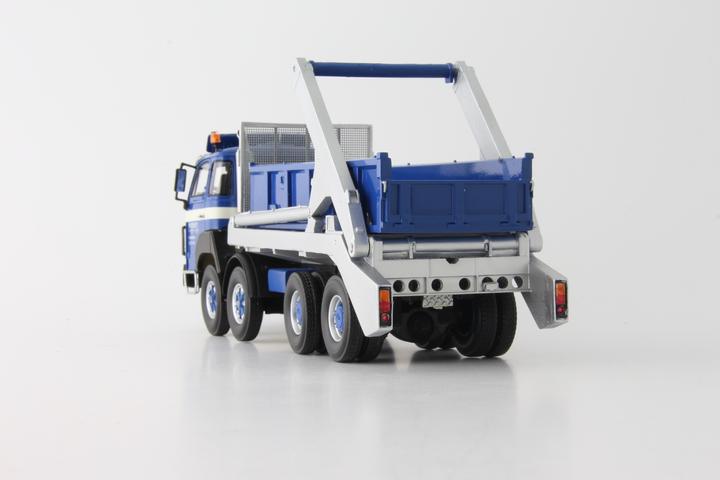 Actual product image Ace Saurer D330 B F8x4 Welaki