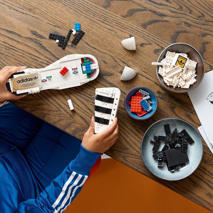 Actual product image LEGO Adidas Originals Superstar (10282, LEGO Icons)
