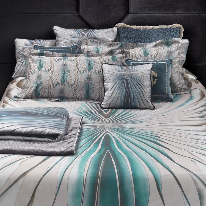 Actual product image Roberto Cavalli Mako satin bed linen Tigresse blue (Bedding set, 135x200 cm + 80x80 cm)