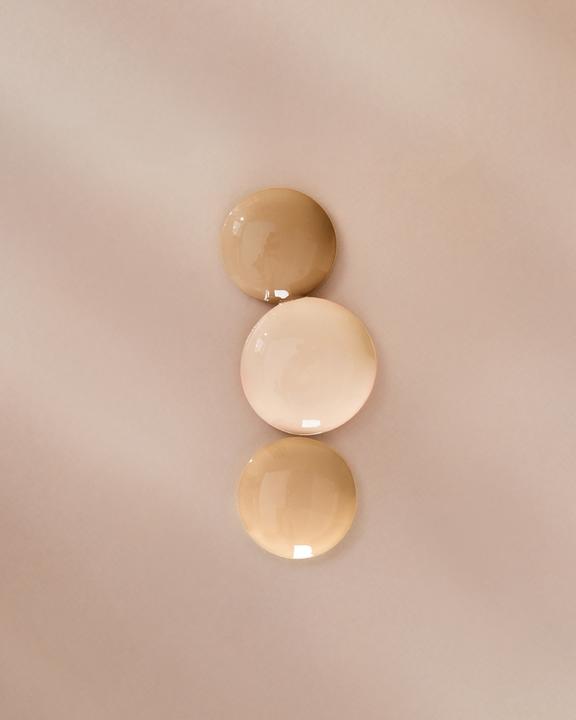 Actual product image NIVEA Hyaluron Cellular Filler 3in1 Serum Foundation Dark (30ml) (03 Dark)