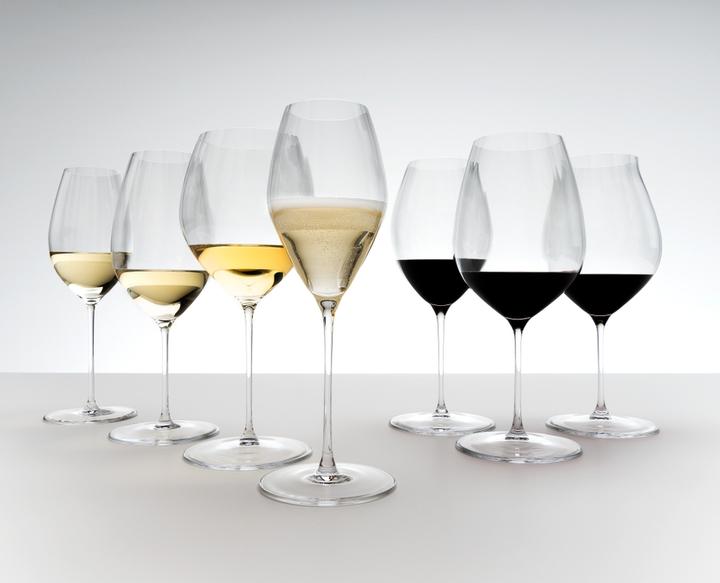 Produktbild Riedel Performance Chardonnay Gläser inklusive Poliertuch (72.70 cl, 2 Gläser, Weissweingläser)