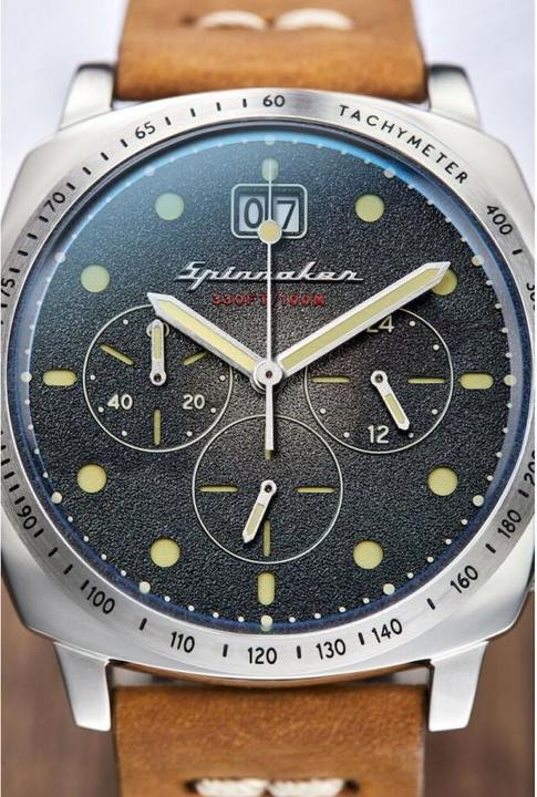 Actual product image Spinnaker SP-5068-01 Hull Chronograph 42mm 10ATM (Sports watch, 42 mm)