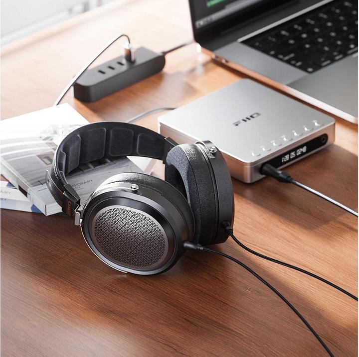 Actual product image FiiO FT1 Pro (No noise cancelling, Cable)