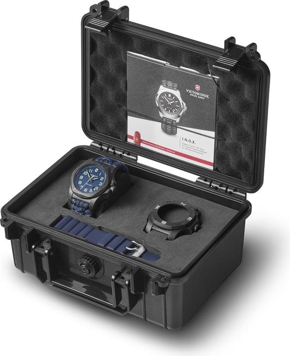 Actual product image Victorinox I.n.o.x. Carbon (Analogue wristwatch, Swiss made, 43 mm)