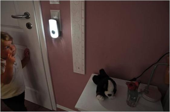 Image du produit Brennenstuhl Lampe d'orientation à LED pour chaise brûlante SLA16+2B