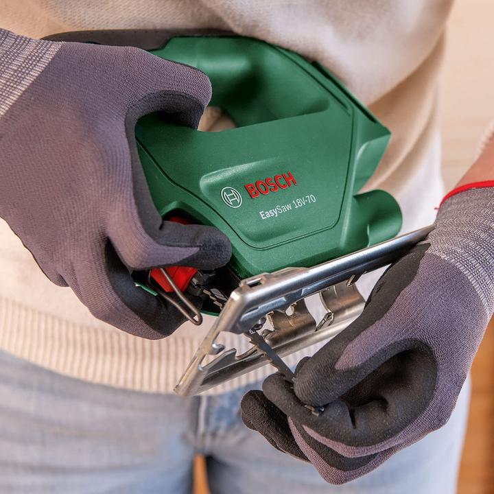 Produktbild Bosch Home & Garden UniversalSaw 18V-100