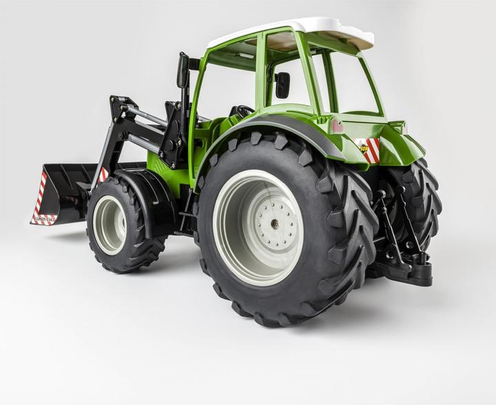 Actual product image Carson 1:16 RC Tractor w. Front Loader 2.4G 100% (RTR Ready-to-Run)