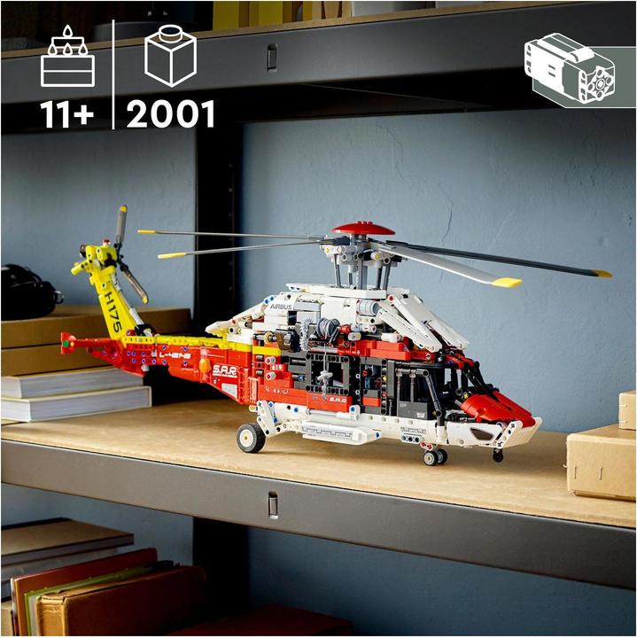 Actual product image LEGO Airbus H175 rescue helicopter (42145, LEGO Technic)