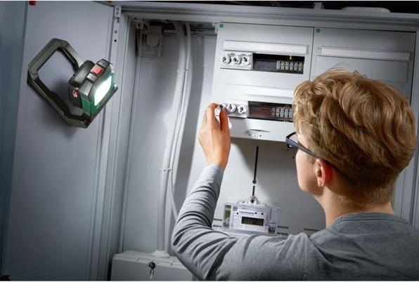 Produktbild Bosch Professional Akku-LED-Arbeitsleuchte (2100 lm)