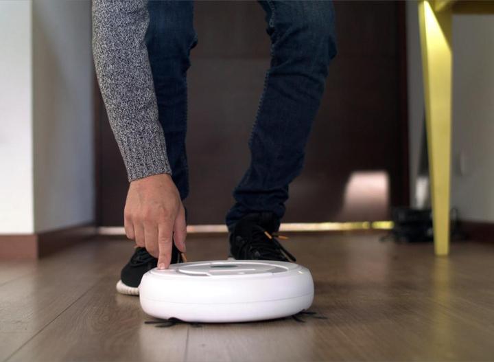 Produktbild Neatron Staubsaugerroboter (Saugwischroboter)