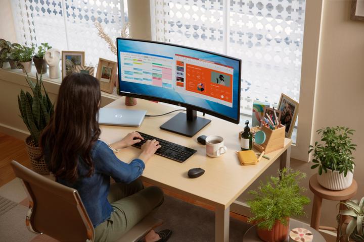 Produktbild HP P34hc G4 (3440 x 1440 Pixel, 34")