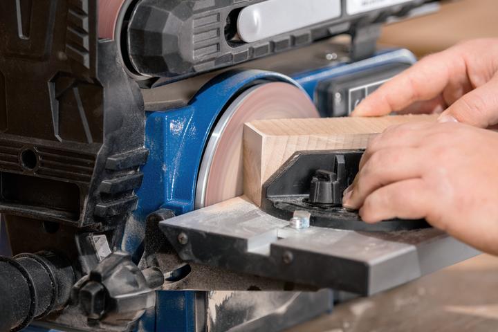 Actual product image Scheppach BTS900 Belt and disc sander (Belt sanders, Disc Sander, 370 W)