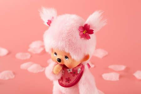 Immagine prodotto Monchhichi Ragazza in fiore di ciliegio (20 cm)