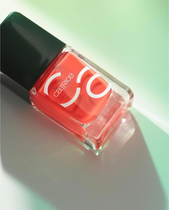 Actual product image Catrice ICONAILS Gel Lacquer (139 Hot In Here, Gel-Effect Nail Polish)