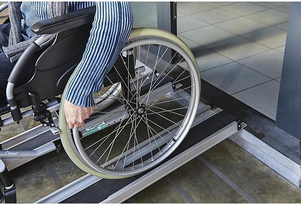 Immagine prodotto Mottez Rampa di accesso con rivestimento antiscivolo