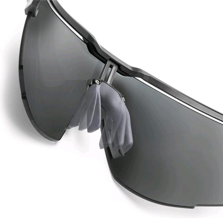 Produktbild Julbo Sportbrille Ultimate (Black, Green, Purple, Blau)