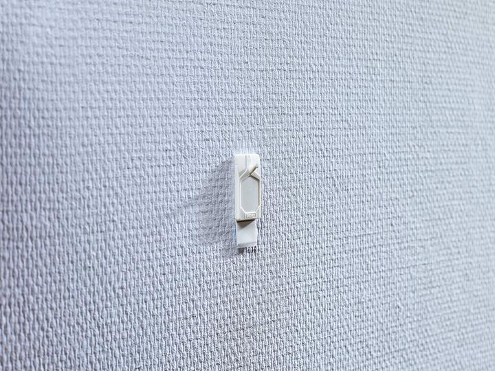 Actual product image tesa adhesive nail for wallpaper and plaster, 0,5 kg