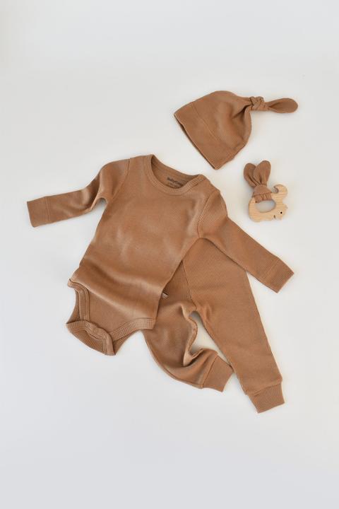BabyCosy Set. Hose. Body langarm. Mütze