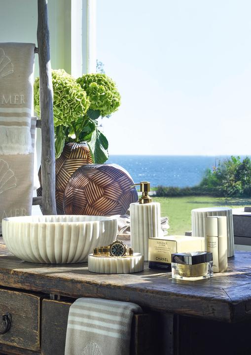 Actual product image Greengate Vive la mer towel sand 70x140cm (70 x 140 cm)